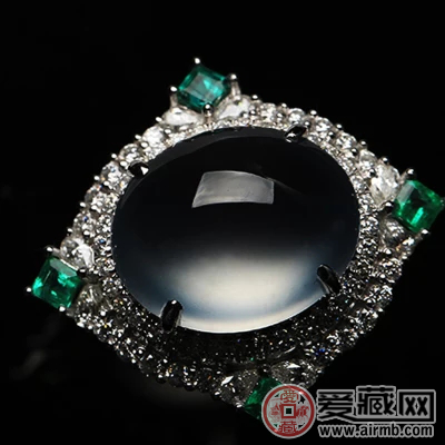 为什么玻璃种翡翠的价格如此之高? 