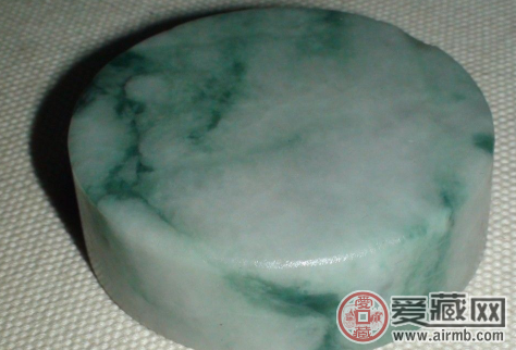 辨别翡翠明料的方法 