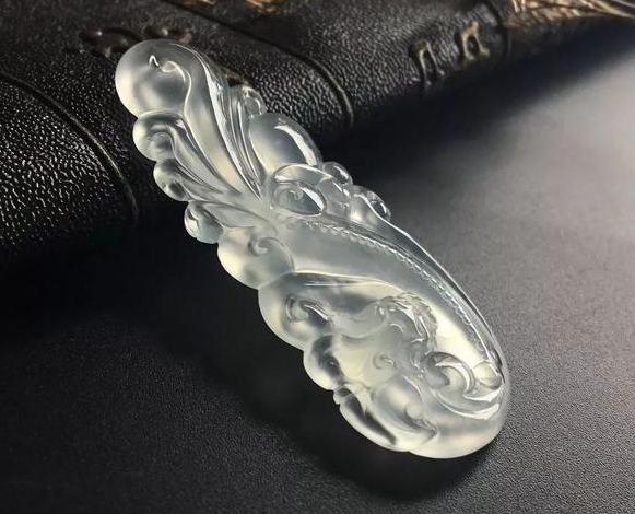 把边角料当作废物丢掉？会玩翡翠玉石边角料的人，才会大赚   第6张