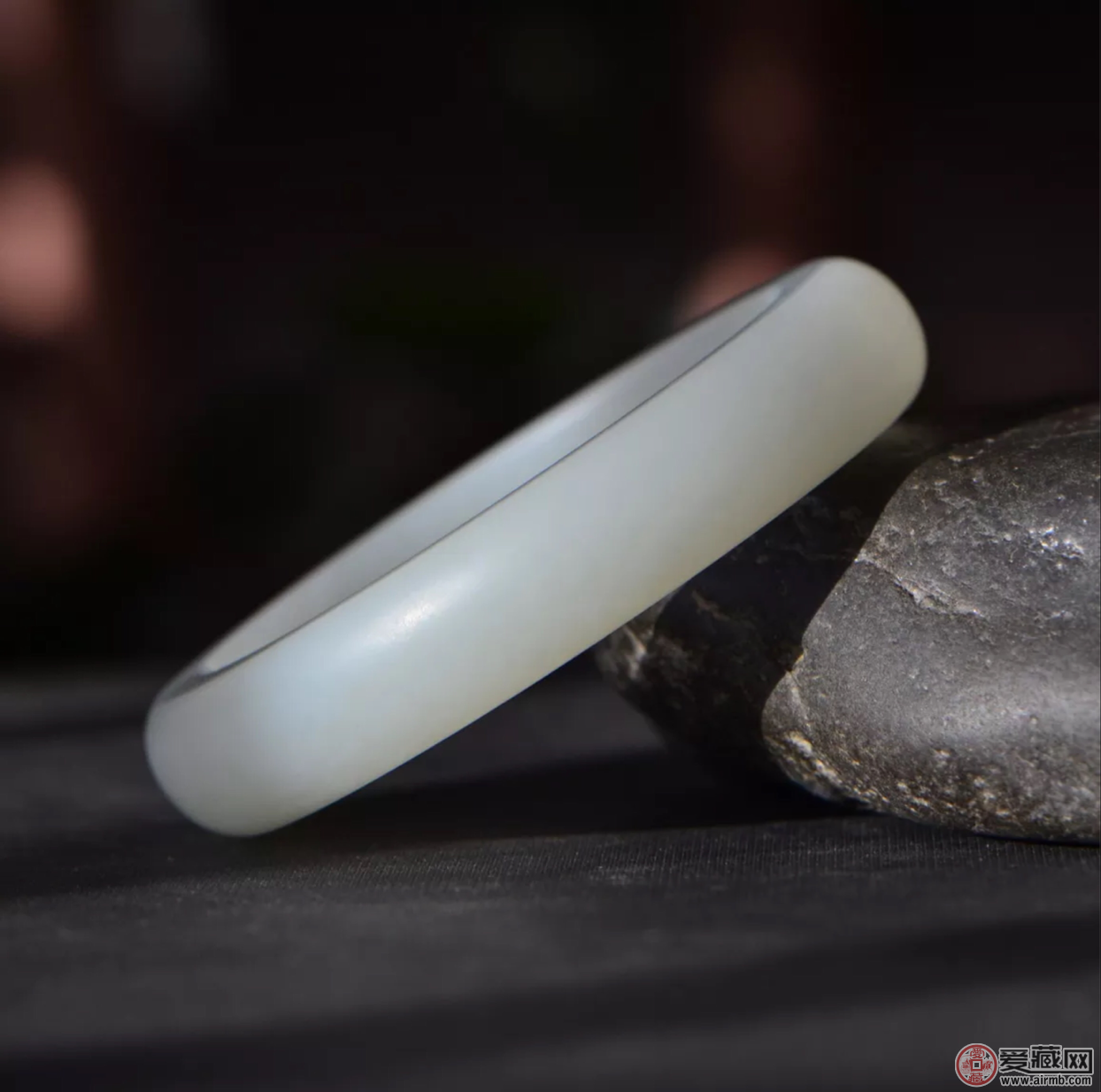 哪些方法能进行和田玉鉴别? 