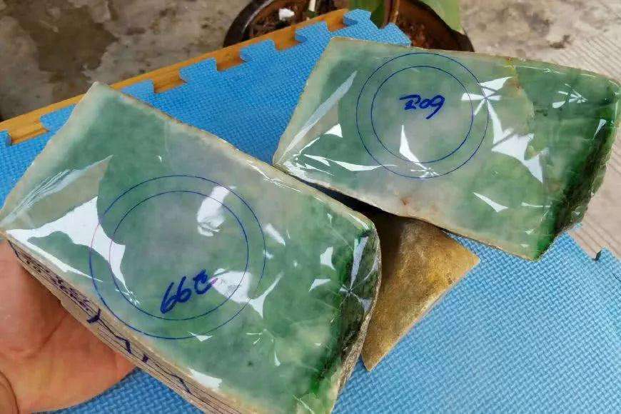 缅甸翡翠矿区最新消息 原石价格或将再次飙升   第1张