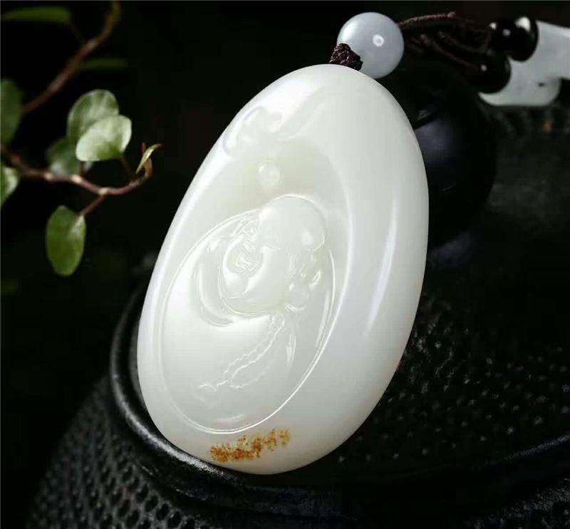 和田玉观音鉴定 这两个因素是鉴定关键   第2张