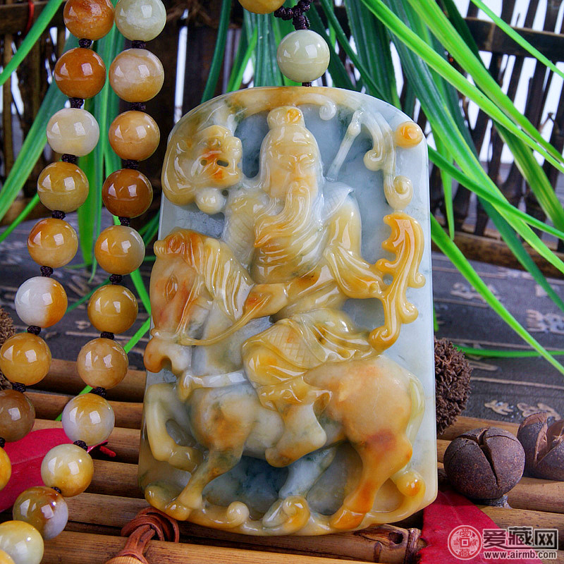 目前市面上的黄翡价格是多少 