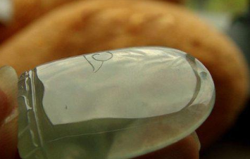 真假翡翠对比 真假翡翠对比图片   第8张