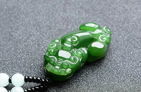 缅甸翡翠貔貅价格行情 翡翠a货貔貅价格多少钱 第1张