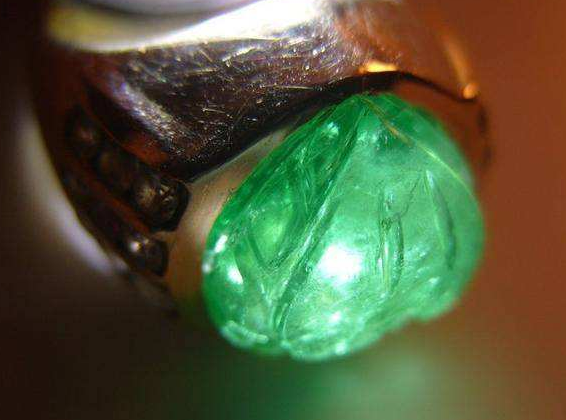 不值得收藏的翡翠和值得收藏投资的翡翠有哪些   第1张