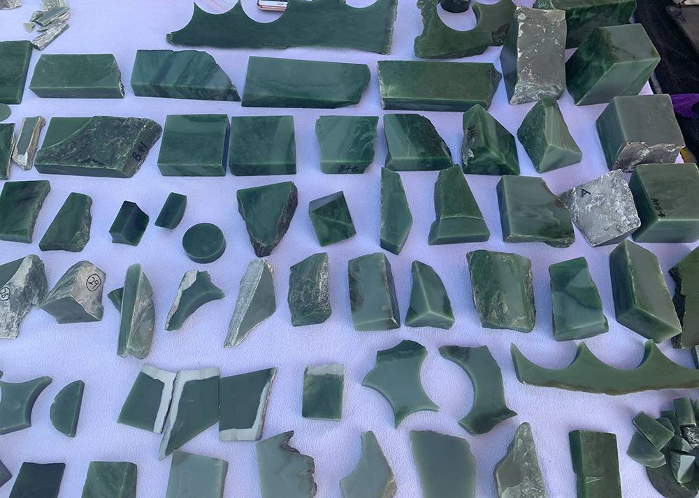 疯狂的碧玉，为什么又涨价了  第2张