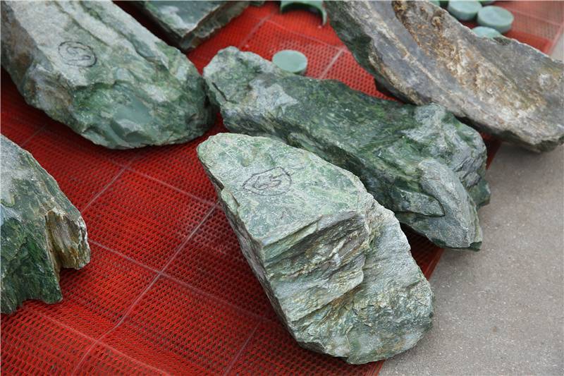 疯狂的碧玉，为什么又涨价了  第4张