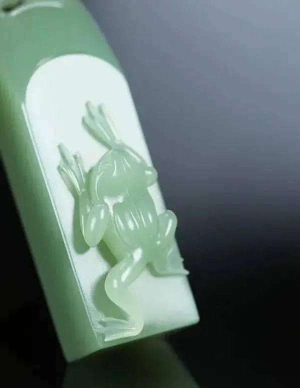 收藏新贵——碧玉中的“羊脂玉”  第4张