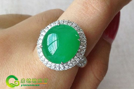 翡翠戒指的选择，戴对了才是真的美  第2张