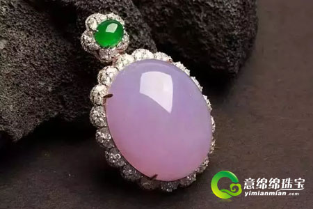 翡翠在夏天该怎么清洁和保养  第2张