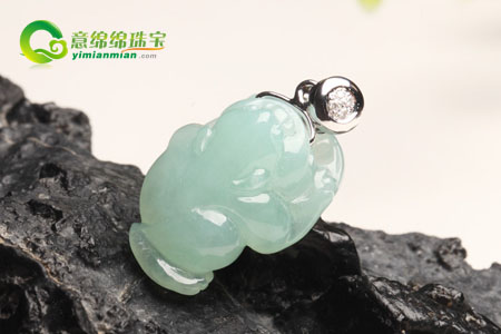 翡翠金蟾合适什么样的人佩带？翡翠金蟾的涵义  第1张