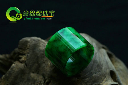 翡翠玉扳指简介  第2张