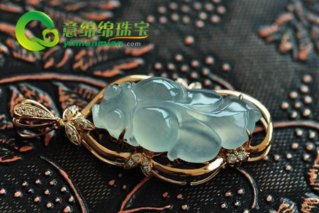 翡翠金鱼的价格及佩带意义  第2张