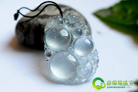 冰种翡翠鉴定之先了解它的特征  第2张