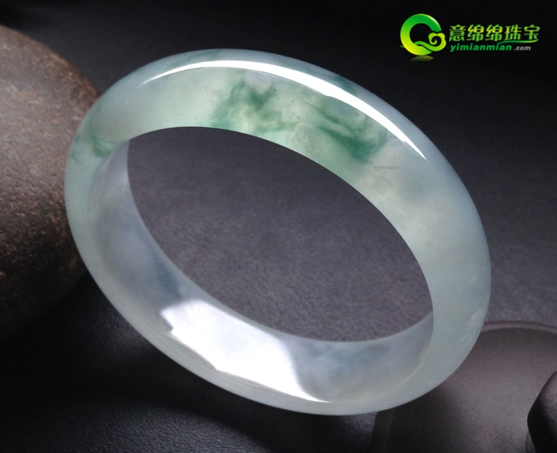 真翡翠镯子翡翠手镯为啥这么贵?