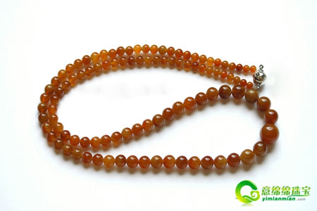 翡翠的翡和翠代表什么？  第1张