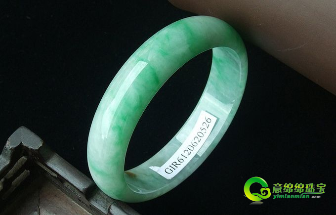 浅谈大自然之宝 翡翠的色彩与及翡翠的种