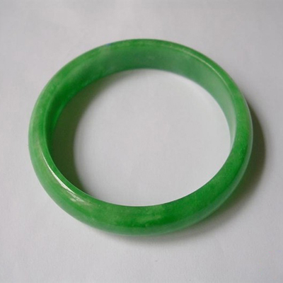 意连绵主要为我们介绍翡翠B货及其该怎么辨别  第3张