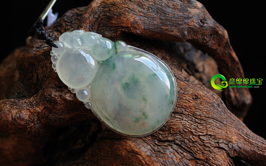 意连绵商城为您解读有关于翡翠兔子的常识（二）