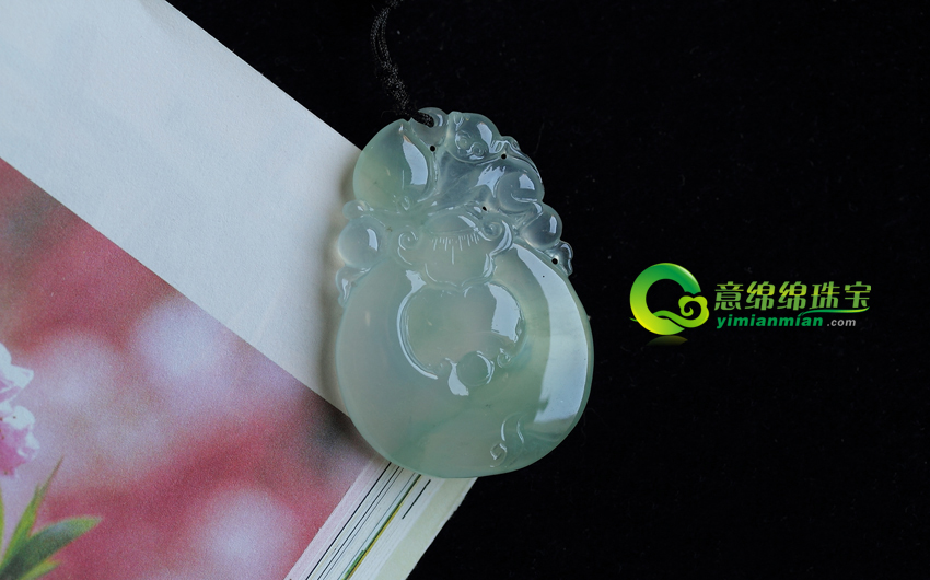 翡翠和玻璃器的差异 意连绵珠宝教你来轻松辨别  第2张