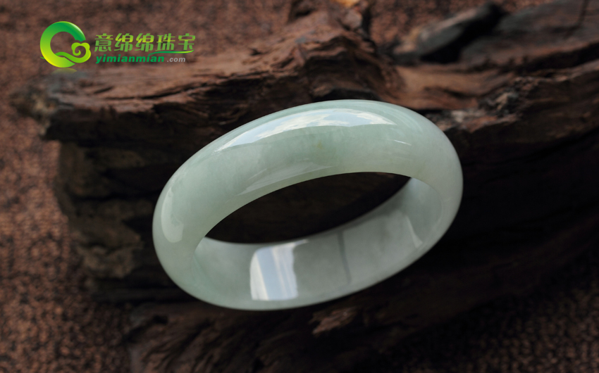  翡翠手镯在我国历史上的演化进程  第2张