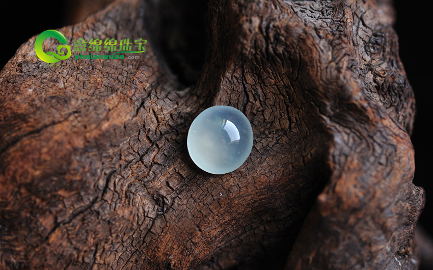 翡翠戒面的价格怎么样 贵吗 从哪几方面来评价  第2张