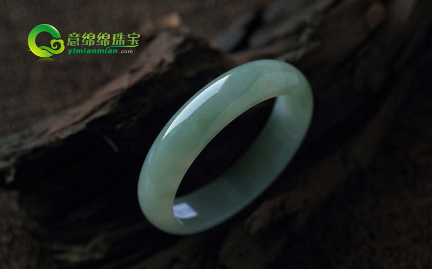缅甸翡翠手镯的好坏真假咱们该怎样来评价  第2张