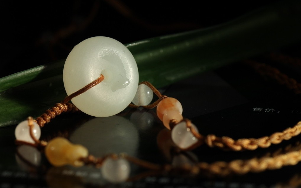 在网上看到这些和田玉饰品请勿购买  第1张