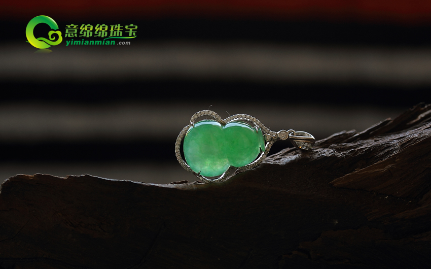 翡翠的价格由哪些因素决议 翡翠的“种”对其价格的影响  第2张