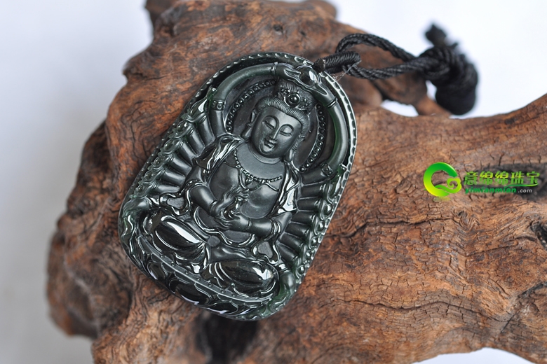 浅谈墨翠的色彩与质地 墨翠的雕工以及墨翠的雕琢图画涵义  第2张