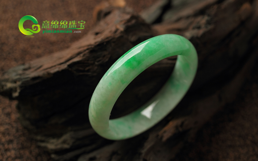 银河石是什么 银河石辨别 银河石和翡翠有什么区别  第2张