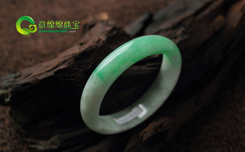 名震全国的精品翡翠 正坤玉的由来  第2张