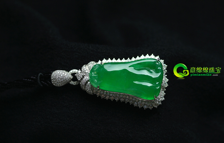 翡翠中的翠是什么 怎么辨认翡翠中的翠  第2张