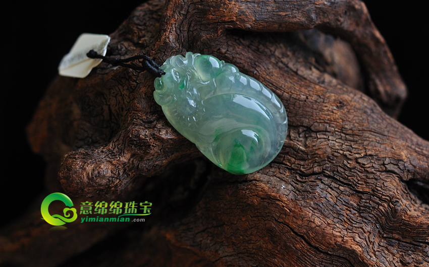 详解翡翠的雾 翡翠的雾是赌石的重要因素  第2张