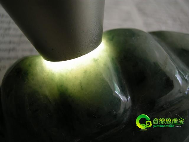 翡翠国际中的赌石技巧  第3张