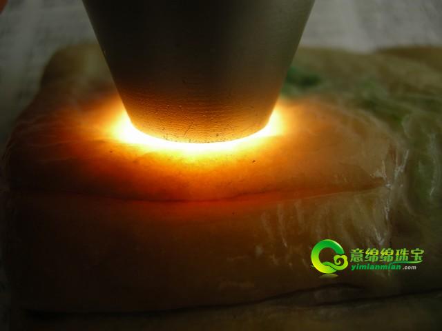 翡翠国际中的赌石技巧  第2张