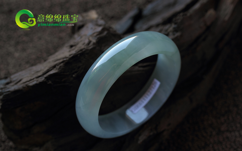 在2012年五一到来之际 带你知道什么是翡翠的种  第2张