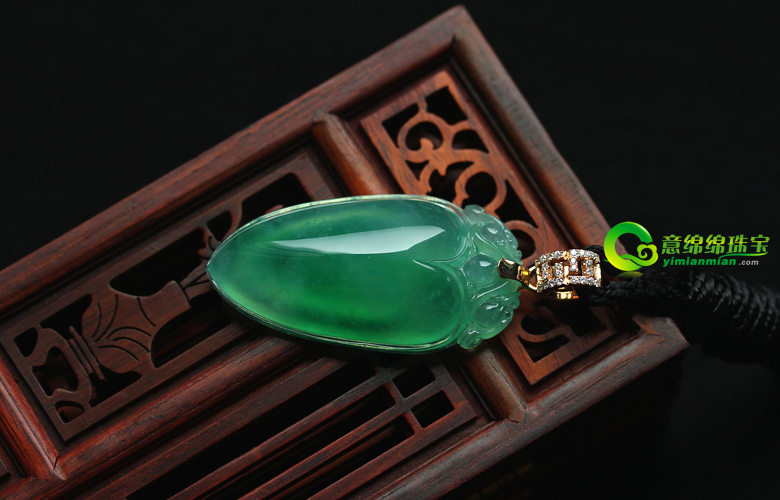 水头是翡翠的魂灵 有了它翡翠就有了生命  第2张