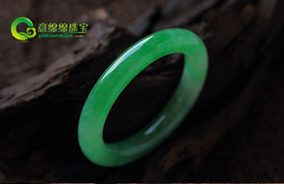 金银有价玉无价 浅谈影响翡翠价格的几种要素  第2张