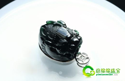 翡翠常识小介绍 缅甸墨翠的特性  第3张