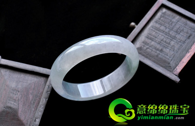 翡翠为你处理中秋送啥礼品的苦恼