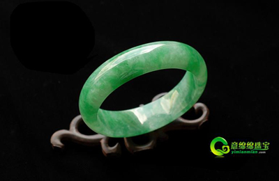 教你了解翡翠吉利意义 才干正确送出好礼  第3张