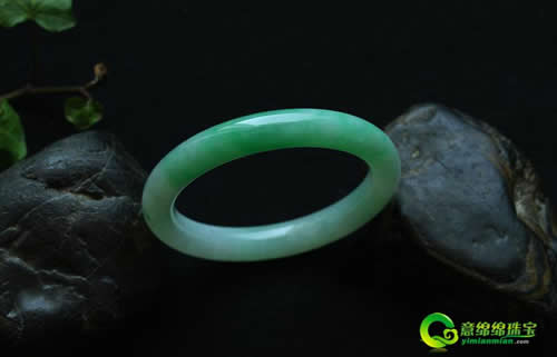 怎样保养玉手镯 你值得好好学学  第4张