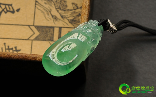 你不可不重视佩戴翡翠的优点  第2张