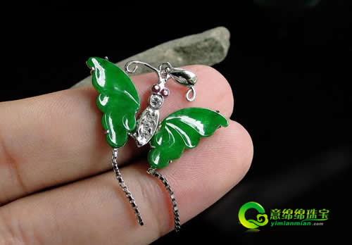 缅甸翡翠挂件-女人白领的独爱