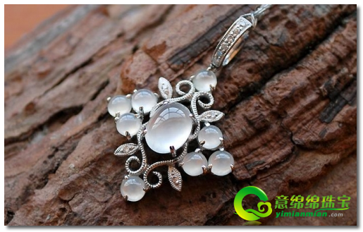 福禄寿挂件档次翡翠之奇光异彩  第2张