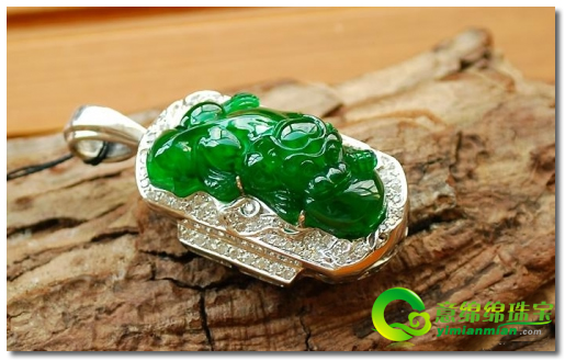 福禄寿挂件档次翡翠之奇光异彩  第4张