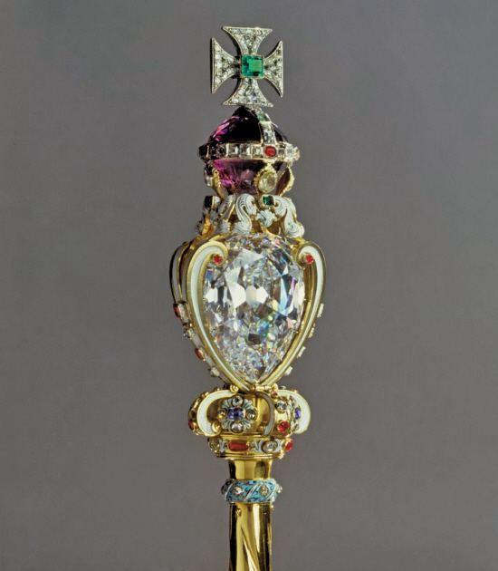 六大登峰造极的珠宝，具有它不光具有肯定的权利，还灿烂豪华无比  第3张