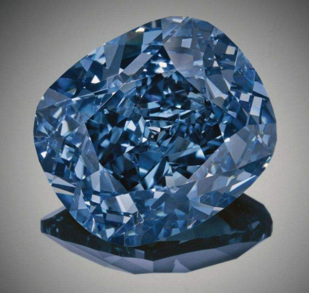 中国富豪们的珠宝保藏：3.08亿尖端蓝钻，4.9亿天价粉钻…  第3张